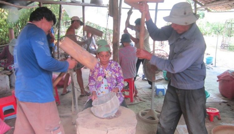 cốm dẹp Phước