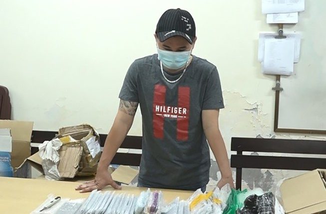 Điện thoại lậu