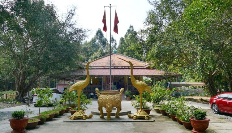 Den-Gia-Dinh-toa-lac-tai-ap-Ba-Song-xa-An-Nhon-Tay-huyen-Cu-Chi
