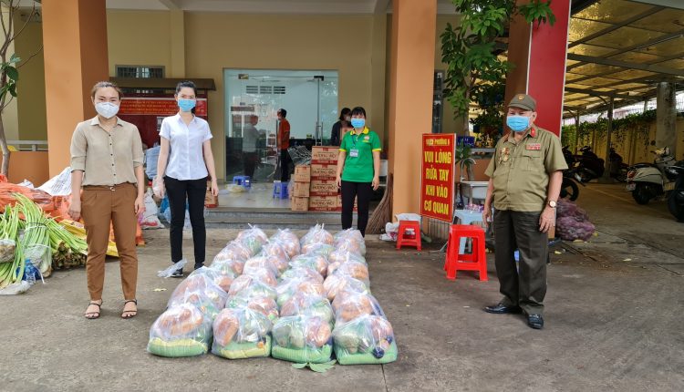VPMN-Tap-chi-Lang-nghe-Viet-Nam-chung-tay-ho-tro-nguoi-dan-tin-viet-today-vn-4