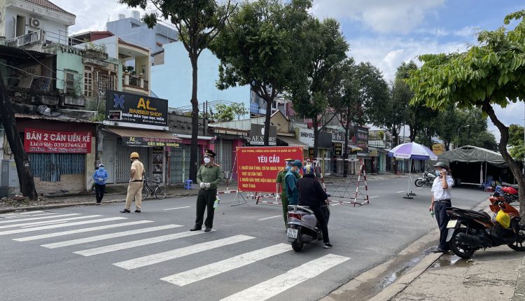 Nguoi-dan-TP-HCM-nghiem-tuc-thuc-hien-yeu-cau-“ai-o-dau-o-yen-do”-tinviettoday-vn-4