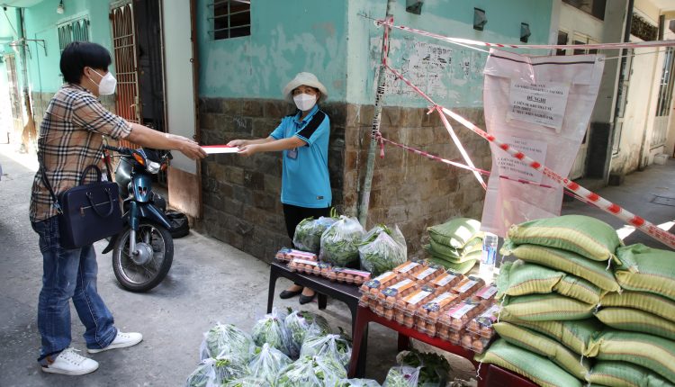Phuong-11-quan-Tan-Binh-Tiep-tuc-lan-toa-yeu-thuong-trong-mua-dich-tinviettoday-vn-15