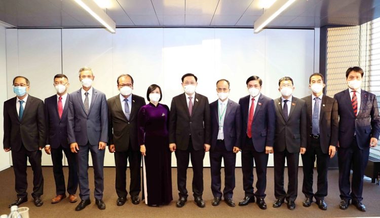 bang-moi-cach-de-co-them-nguon-vaccine-chong-covid-19-nhanh-nhat-tin-viet-today-vn