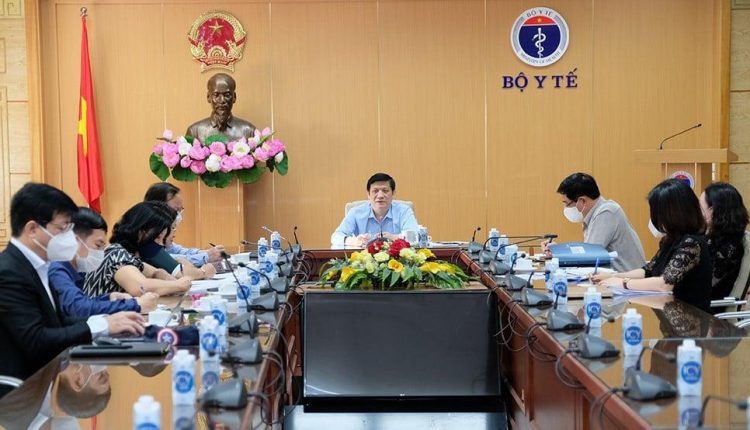 tiem-chung-vac-xin-phong-covid-19-cho-tre-em-yeu-cau-dam-bao-an-toan-la-hang-dau-tin-viet-today-vn