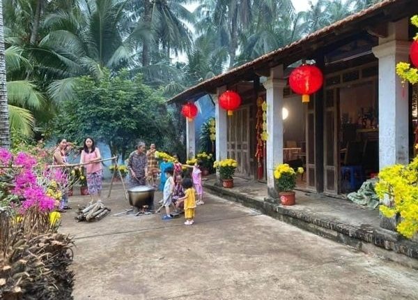 xuan-binh-yen-noi-thanh-pho-ho-chi-minh-2
