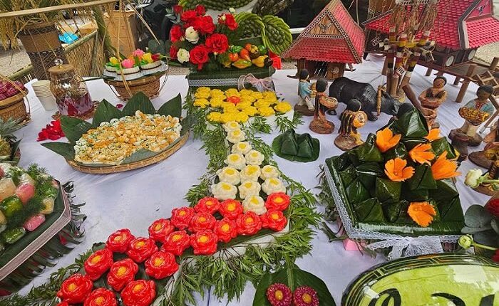 Lung linh sắc màu bánh truyền thống “Xứ Nẫu”