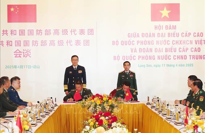 buoi-ky-van-ban-hop-tac-bien-phong-giua-viet-nam-va-trung-quoc