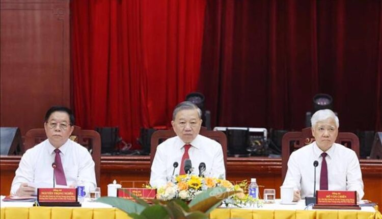 tong-bi-thu-to-lam-va-lanh-dao-dang-nha-nuoc-gap-mat-cac-can-bo-lao-thanh-cach-mang
