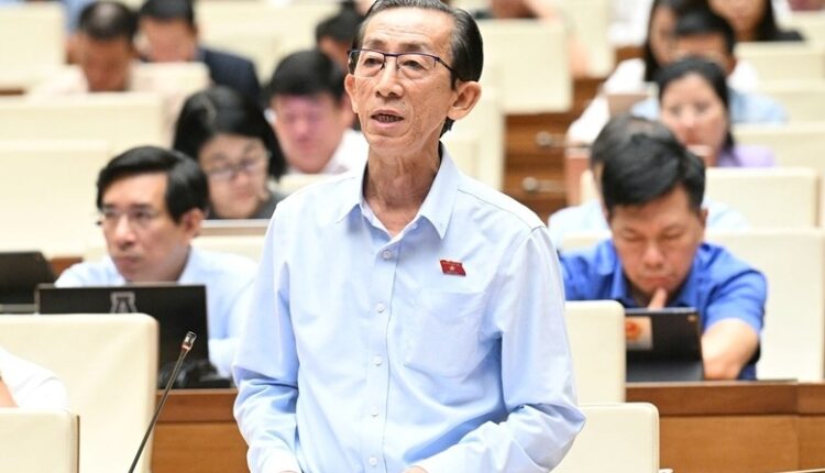 dai-bieu-tran-hoang-ngan-phat-bieu