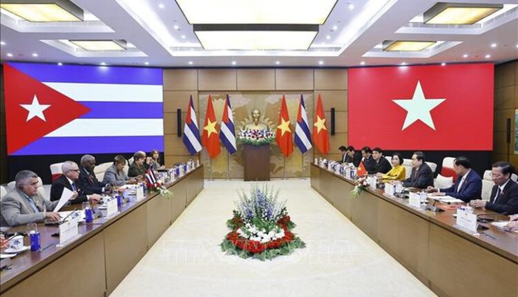 chu-tich-quoc-hoi-tran-thanh-man-hoi-dam-voi-chu-tich-quoc-hoi-cuba-3