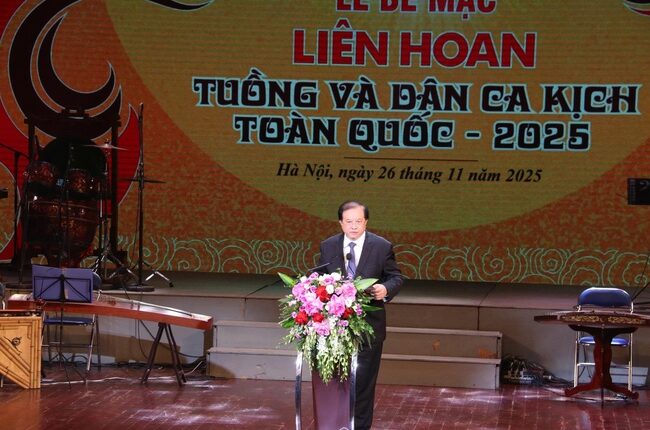be-mac-lien-hoan-tuong-va-dan-ca-kich-toan-quoc-2025 (1)