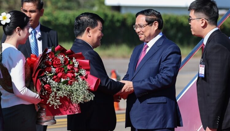 thu-tuong-pham-minh-chinh-toi-thu-do-vientiane-bat-dau-chuyen-cong-tac-tai-lao2