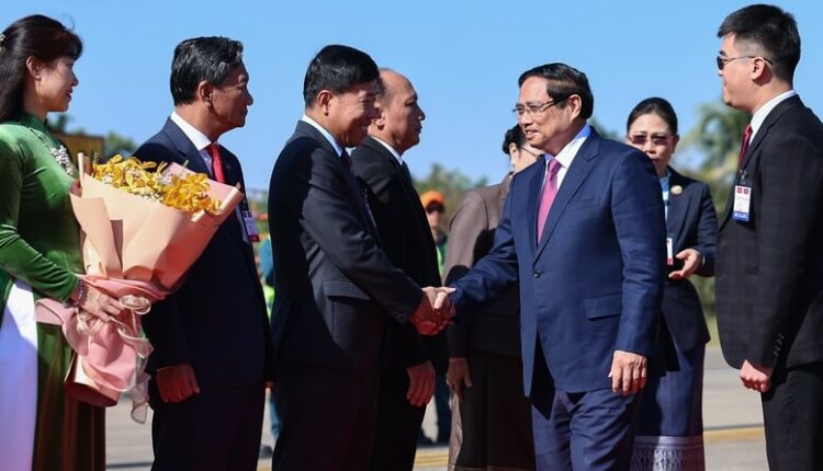 thu-tuong-pham-minh-chinh-toi-thu-do-vientiane-bat-dau-chuyen-cong-tac-tai-lao4